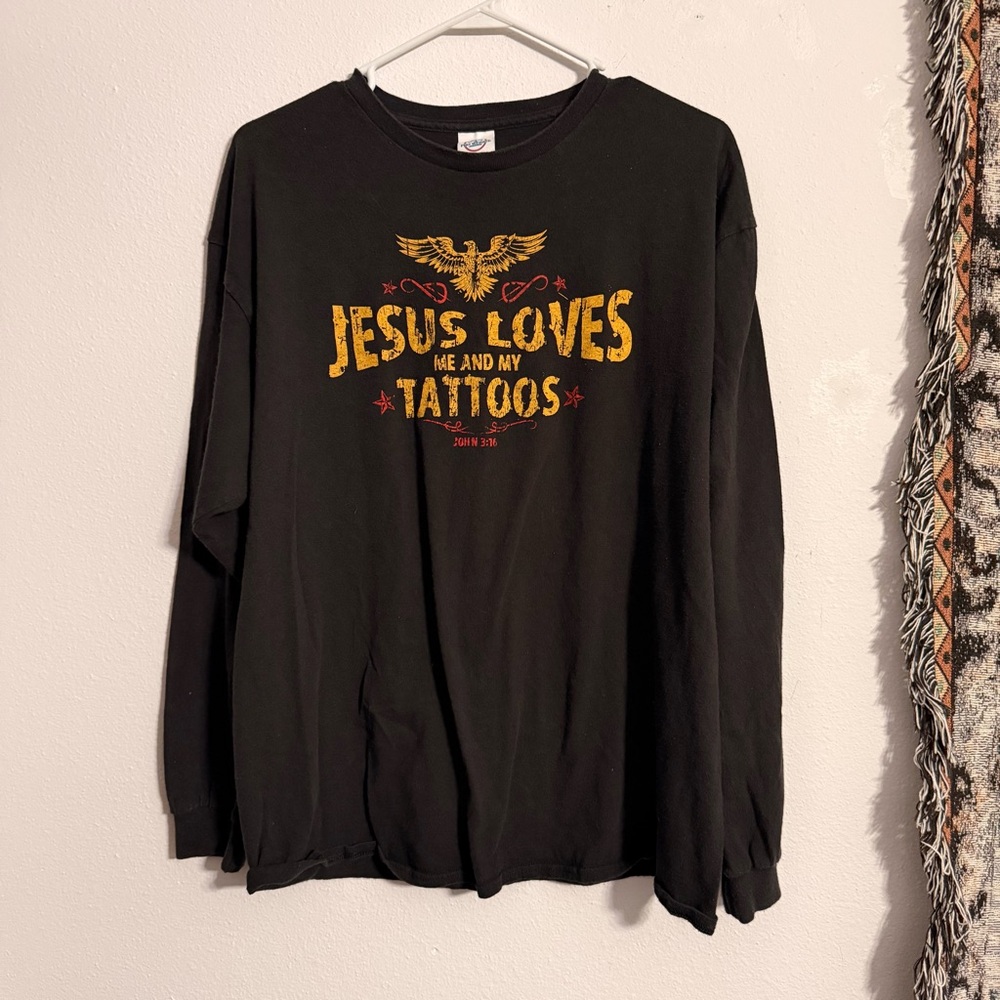 Delta • Black Long-Sleeve “Jesus Loves Me & My Tattoos” Graphic • Men’s Size XL